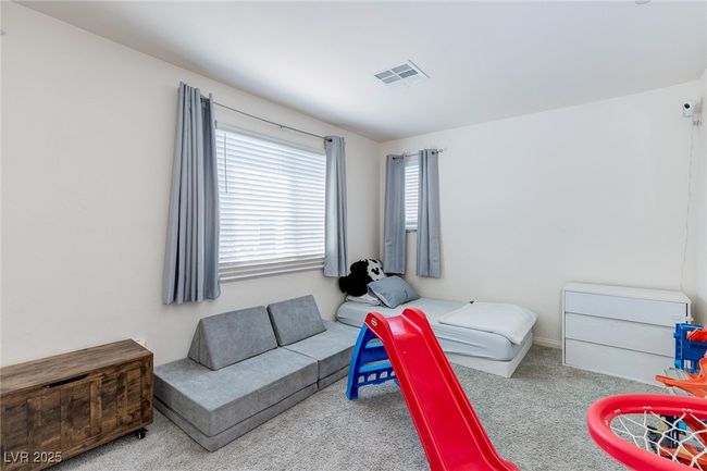 6804 Surf Green Ct, Townhouse with 3 bedrooms, 3 bathrooms and null parking in North Las Vegas NV | Image 16