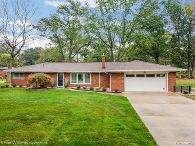 21359 Hcl Jackson, Home with 3 bedrooms, 2 bathrooms and null parking in Grosse Ile Twp MI | Image 1