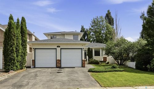 246 Brookmore Lane, Saskatoon, SK, S7V1C2 | Card Image