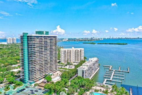 n808-780 Ne 69th St, Miami, FL, 33138-5743 | Card Image