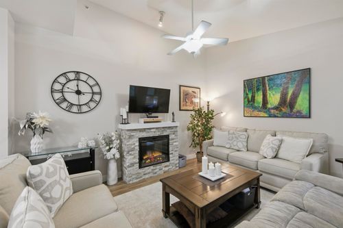 408-100 Capilano Rd, Port Moody, BC, V3H5M9 | Card Image