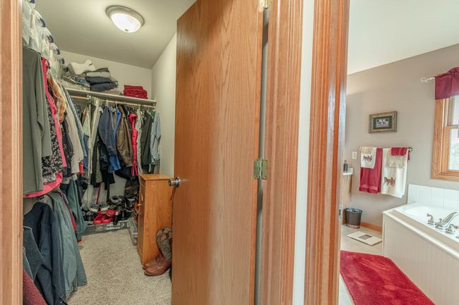 5995 Section Line Road, House other with 5 bedrooms, 3 bathrooms and null parking in RIDGEWAY WI | Image 25