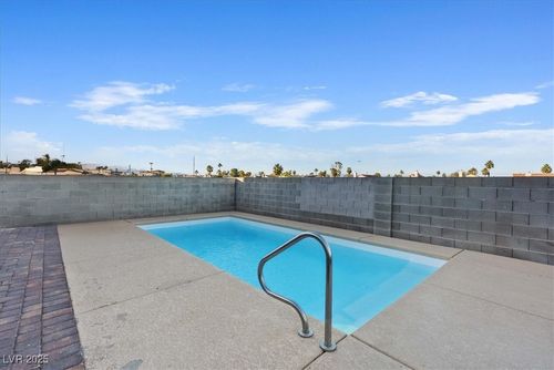 2150 Running River Rd, Henderson, NV, 89074-4253 | Card Image