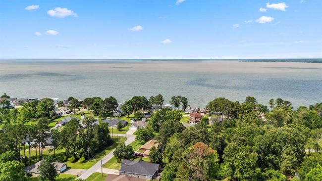 Wide open deep water in this location | Image 34