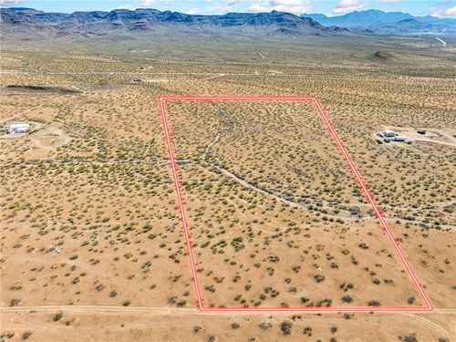000 Dunlap, Golden Valley, AZ, 86413 | Card Image