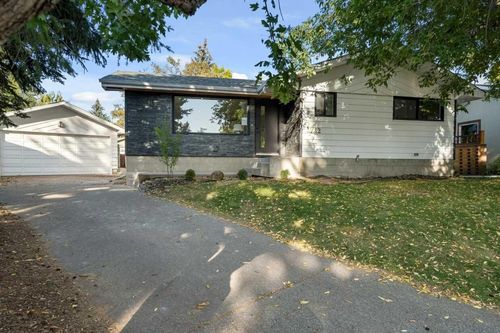 3212 Breen Crescent Nw, Calgary, AB, T2L1S7 | Card Image