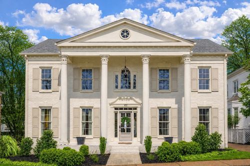 107 Chatsworth Dr, Nashville, TN, 37215-2432 | Card Image