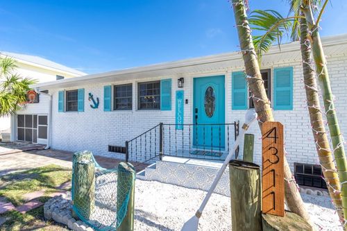 4311 123rd St W, CORTEZ, FL, 34215 | Card Image