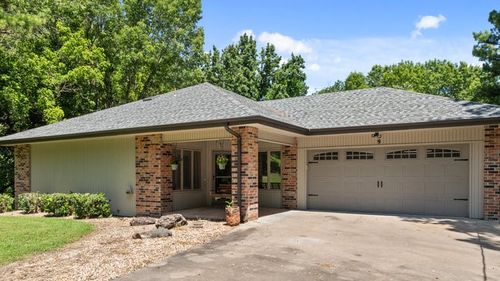 9 Forfar Ln, Bella Vista, AR, 72715-4407 | Card Image