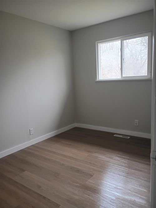 1296 Peachtree Dr, Mount Morris, MI, 48458-2845 | Card Image