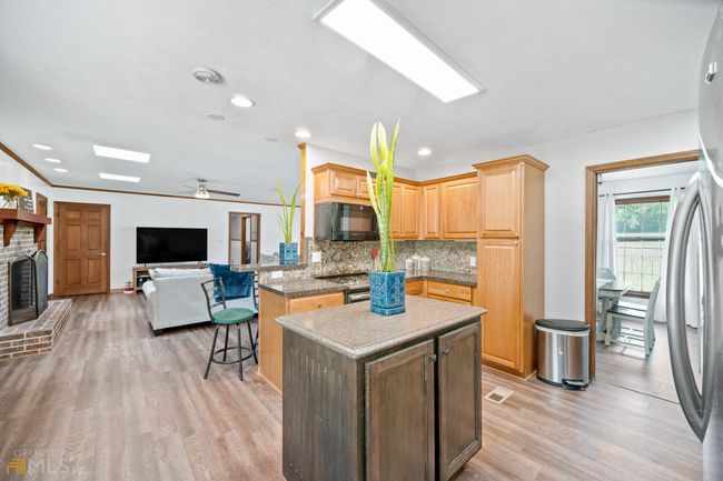 478 Crumbley Rd, House other with 3 bedrooms, 2 bathrooms and 3 parking in MCDONOUGH GA | Image 11