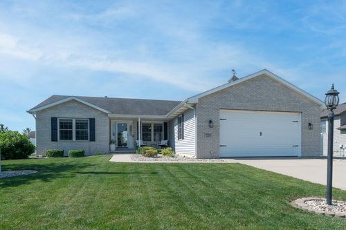 773 Surrey Dr, Lowell, IN, 46356 | Card Image