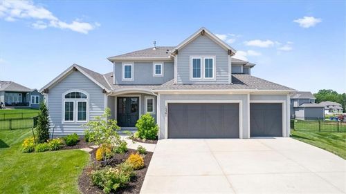 15301 171st Pl, Olathe, KS, 66062-7530 | Card Image