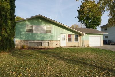 1525 Grove Avenue, House other with 3 bedrooms, 1 bathrooms and 1 parking in North Chicago IL | Image 2