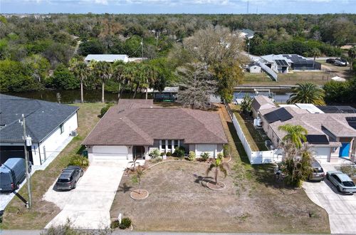 216 Eppinger Dr, Port Charlotte, FL, 33953-1820 | Card Image