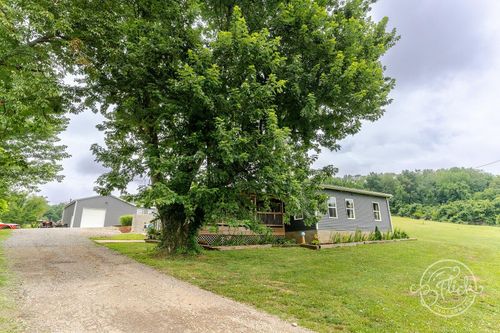 518 Setty Rd, Albany, OH, 45710-9300 | Card Image