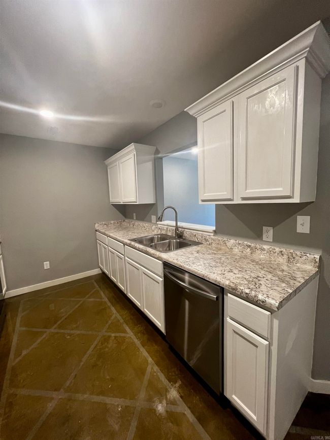 233 Iris, House other with 4 bedrooms, 2 bathrooms and null parking in Benton AR | Image 5