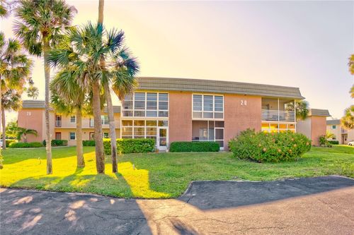 apt-204-20 Vista Gardens Trl, Vero Beach, FL, 32962-1789 | Card Image