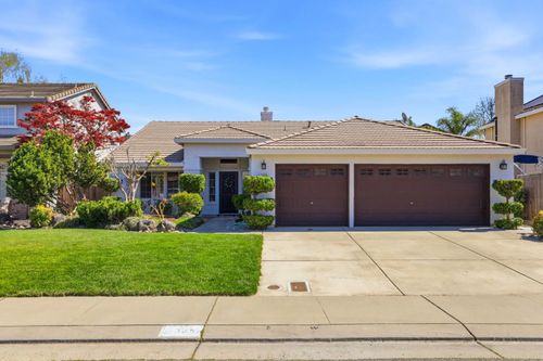 2336 Meadowbrook Drive, Lodi, CA, 95242 | Card Image