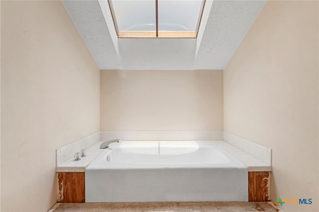 671 Hudson Ln, House other with 4 bedrooms, 3 bathrooms and null parking in Eddy TX | Image 18