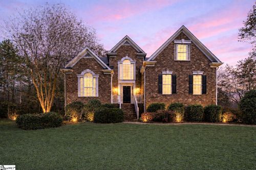 100 Yorkswell Ln, Greenville, SC, 29607-4963 | Card Image