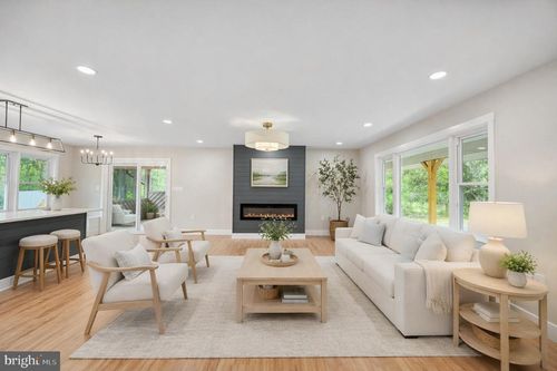 1011 Lake Monticello Rd, PALMYRA, VA, 22963-4238 | Card Image