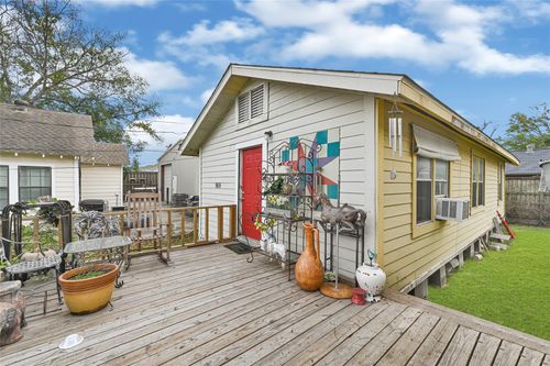 969 Wakefield Dr, Houston, TX, 77018-6234 | Card Image