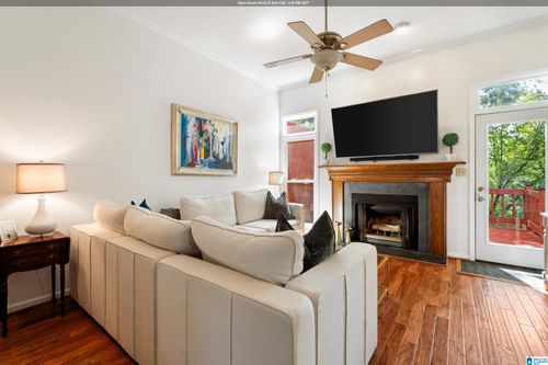 3051 Old Stone Dr, BIRMINGHAM, AL, 35242-4023 | Card Image