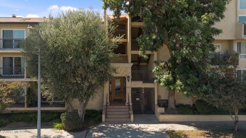 212-5257 Radford Ave, Valley Village, CA, 91607-2834 | Card Image