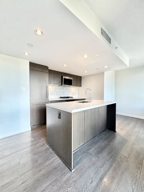 5xx-8189 Cambie Street, Vancouver, BC, V6P0G6 | Card Image