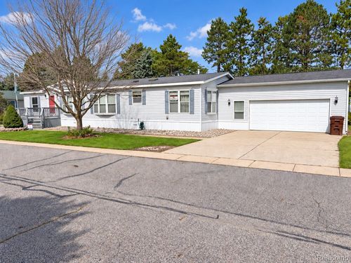 462 Ash Rdg, Mason, MI, 48854-2540 | Card Image