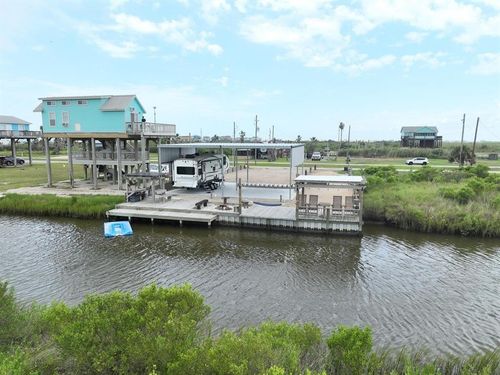 1072 Van Zant, Gilchrist, TX, 77617 | Card Image