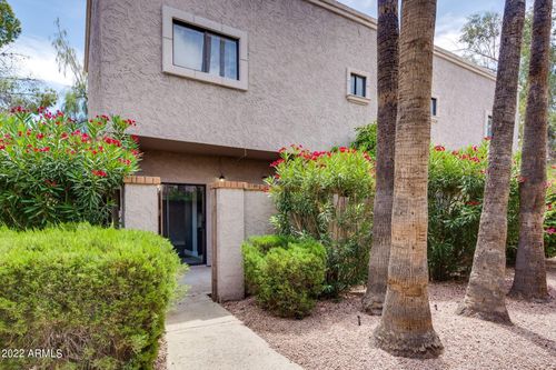 23-7290 E Rancho Vista Dr, Scottsdale, AZ, 85251-7614 | Card Image