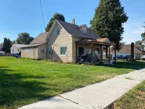 204 S 3rd St, Almira, WA, 99103-9747 | Card Image