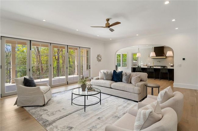 1068 Moores Mill Rd Nw, House other with 6 bedrooms, 7 bathrooms and null parking in Atlanta GA | Image 20