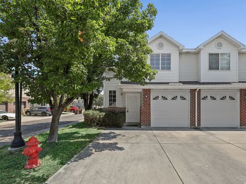 8807 S Fox Tail Bay, West Jordan, UT, 84084 | Card Image