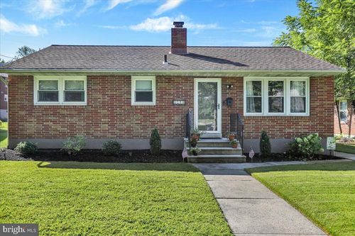 1718 Palmer Ave, READING, PA, 19610-2342 | Card Image