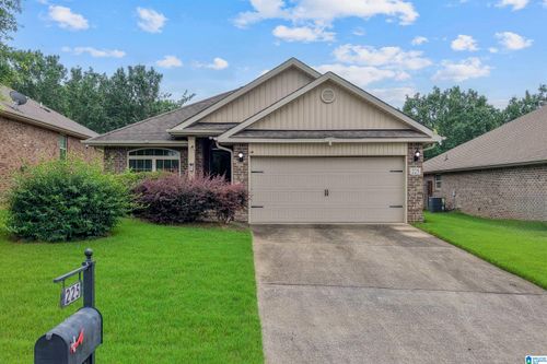 225 Stoney Trl, MAYLENE, AL, 35114-5603 | Card Image