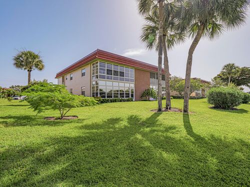 201-106 Spring Lake Ct, Vero Beach, FL, 32962-0700 | Card Image