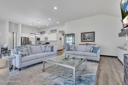 6969 N Freestyle Dr, Coeur D Alene, ID, 83815-7503 | Card Image