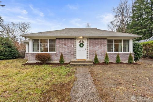 615 121st St E, Tacoma, WA, 98445-3029 | Card Image