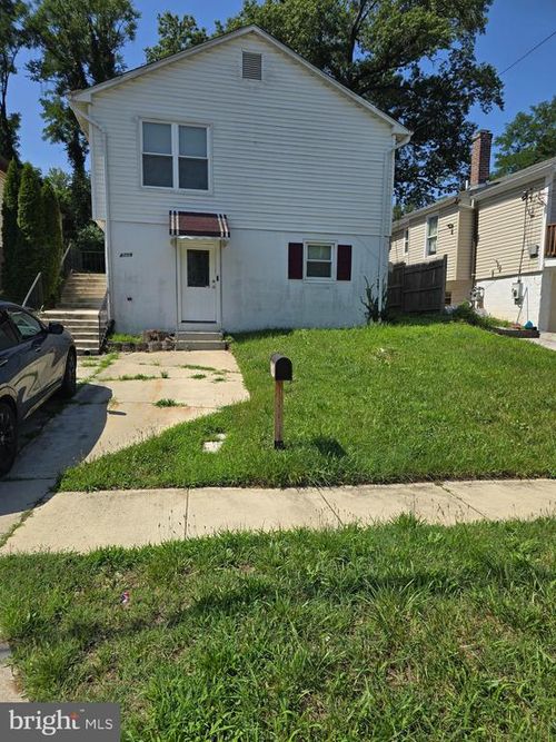 4719 Leroy Gorham Dr, CAPITOL HEIGHTS, MD, 20743-1152 | Card Image