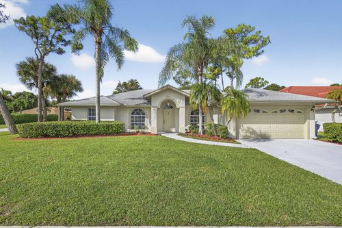 105 Emerald Ct, Royal Palm Beach, FL, 33411-7806 | Card Image