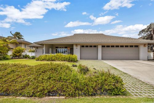 61 Huluhulu Pl, Kahului, HI, 96732-3135 | Card Image
