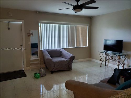 apt-317-1450 Atlantic Shores Blvd, Hallandale Beach, FL, 33009-3760 | Card Image