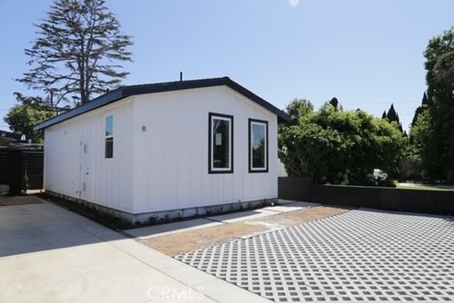 unit-b-729 Center St, Costa Mesa, CA, 92627-8619 | Card Image