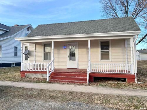 109 E Washington Avenue, Arenzville, IL, 62611 | Card Image