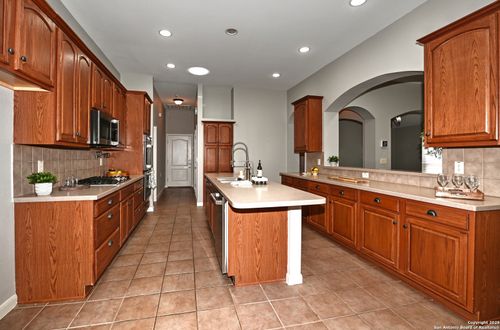 1843 Wood Grv, San Antonio, TX, 78232-4962 | Card Image