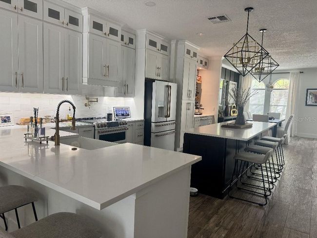 10217 Marsh Pine Cir, House other with 4 bedrooms, 2 bathrooms and null parking in Orlando FL | Image 6