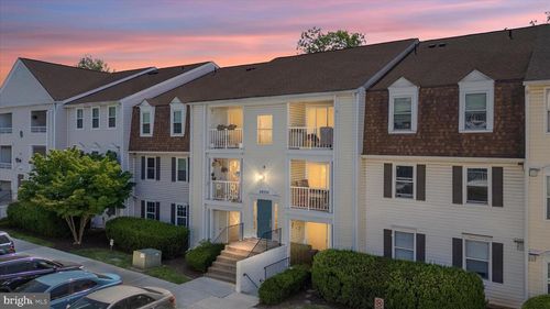 20332-20332 Beaconfield Ter, GERMANTOWN, MD, 20874-3914 | Card Image